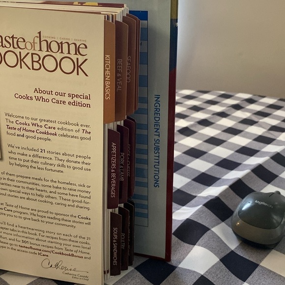 The Taste of Home Cookbook Readers Digest Edition great for Kitchen - Picture 4 of 16